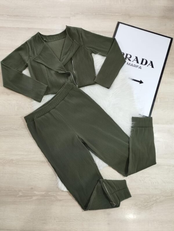 VERDE MILITAR