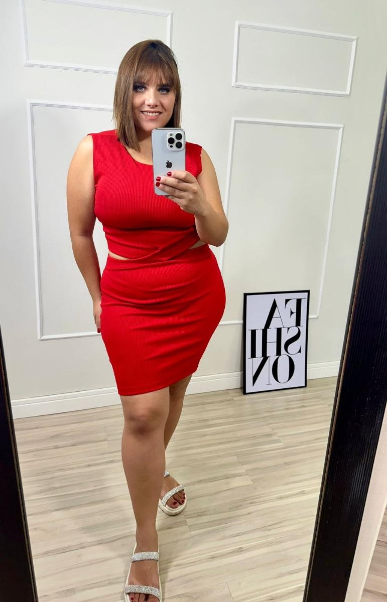 8973_1732376359469-3.jpg Vermelho